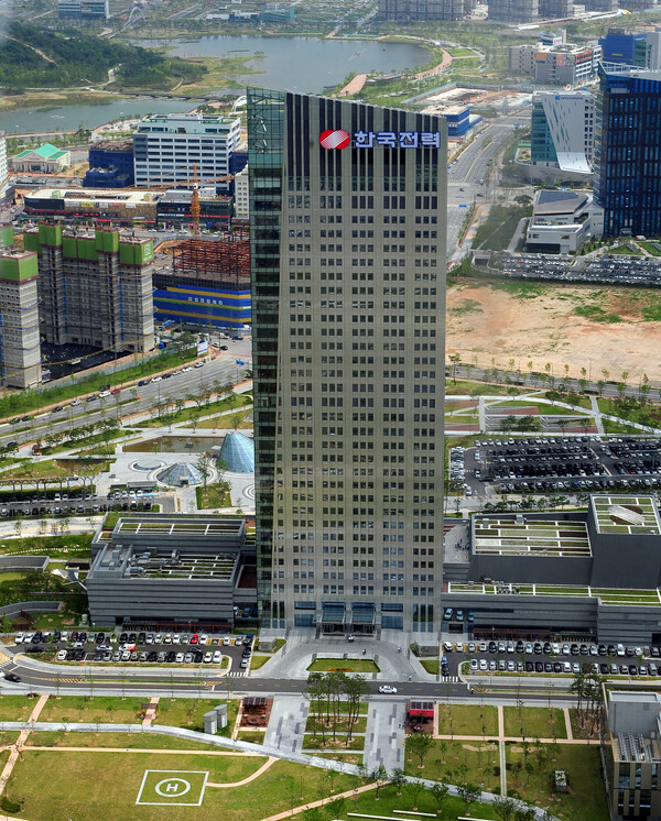 전남 나주 광주전남공동혁신도시에 자리잡은 한국전력 사옥. ⓒ뉴시스