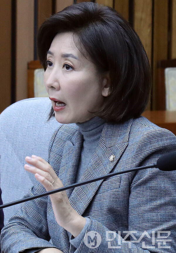 나경원 국민의힘 의원이 24일 오후 서울 여의도 국회에서 열린 '대장동 범죄수익환수 특별법 제정'을 위한 긴급 토론회에 참석해 개회사를 하고 있다.  ⓒ민주신문 김현수 기자