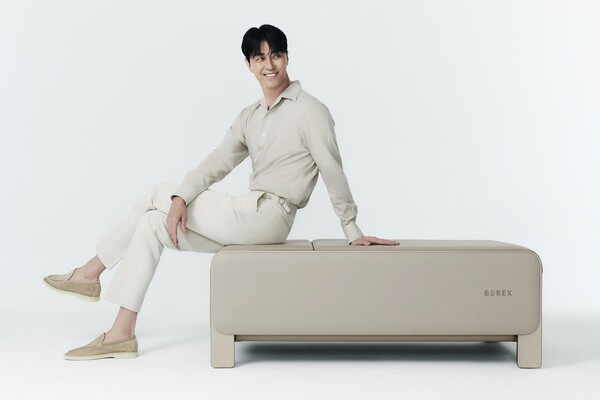 코웨이, 의료기기 신제품 '비렉스 마사지셋·코어셋' 광고 모델 배우 차승원 선정 ©코웨이