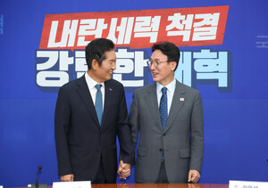 <b>정청래</b> "이심정심으로 알아서 잘하겠다"…당정대 화합 강조