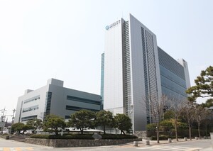 동아ST, 'AI·데이터' 앞세워 내수 한계 넘을까? - 뉴스 썸네일 이미지